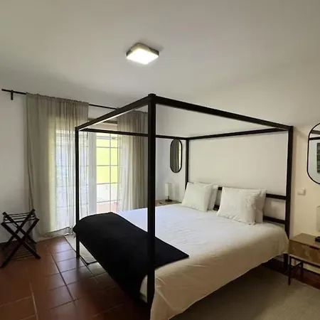 Burgo D Manuel Pinhal 14