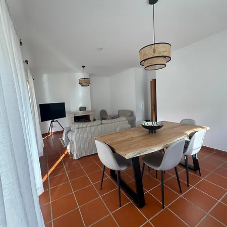 Burgo D Manuel Pinhal 14 Amoreira