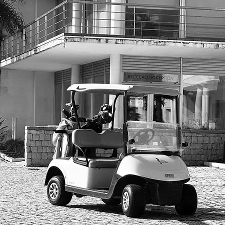 Burgo D Manuel Pinhal 14 * Amoreira (Leiria)